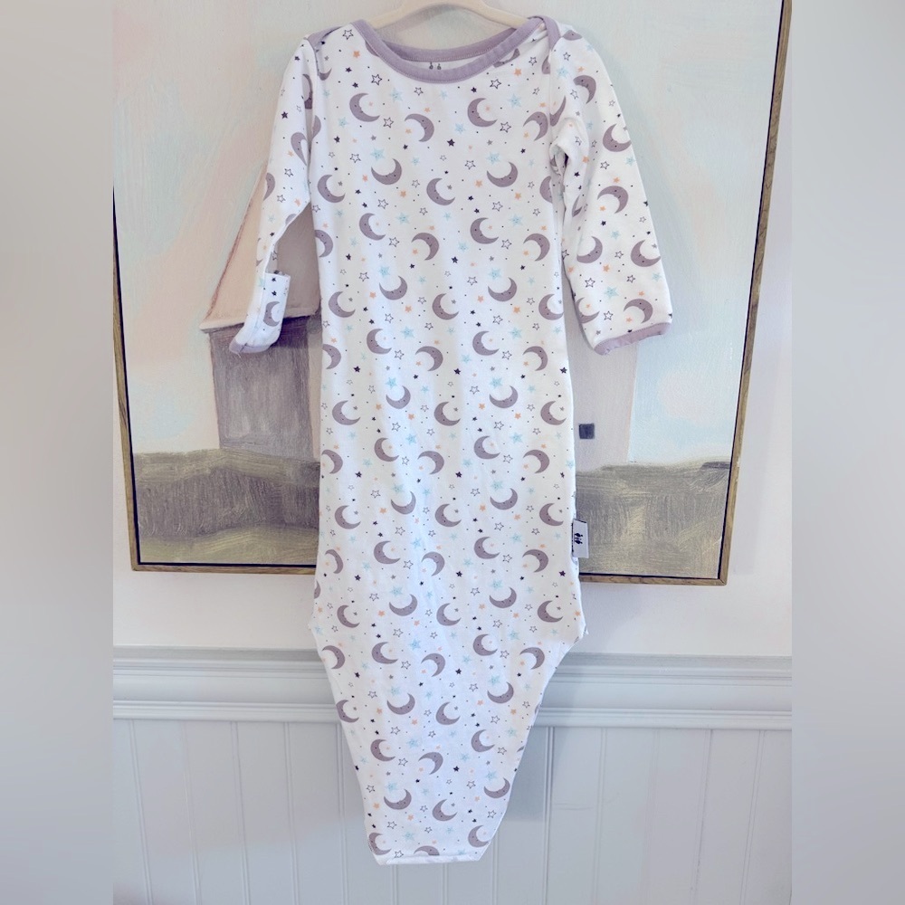 MIRACLE BABY Newborn Knotted Gown Soft Cotton Mitten Cuffs Moon Star 6-12 M